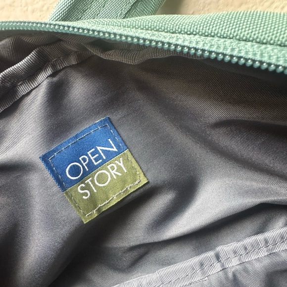 Open Story Anti Theft Green Crossbody Fanny Pack Travel Bag - Picture 8 of 8